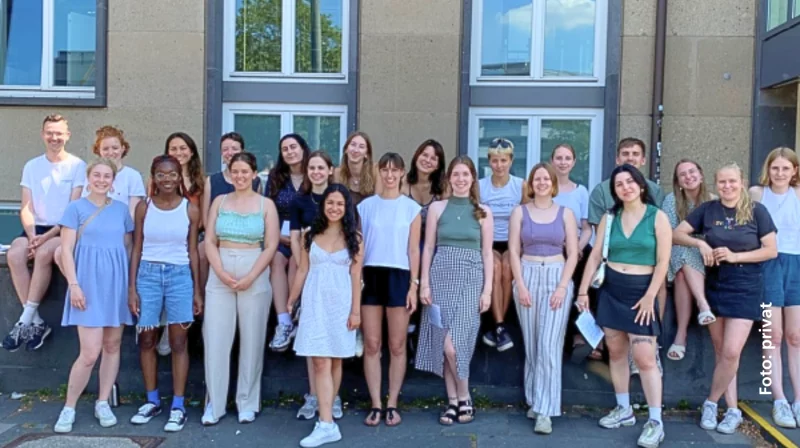 Die Kölner Universitätsstiftung förderte die Sommerakademie Feministische Rechtswissenschaften Die Kölner Universitätsstiftung förderte die Sommerakademie Feministische Rechtswissenschaften